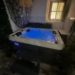 Maison Familiale A 2 Min A Pied De L'institut A Armand Calme Jeux Babyfoot Jacuzzi Proche * Saint-Laurent-dʼAigouze